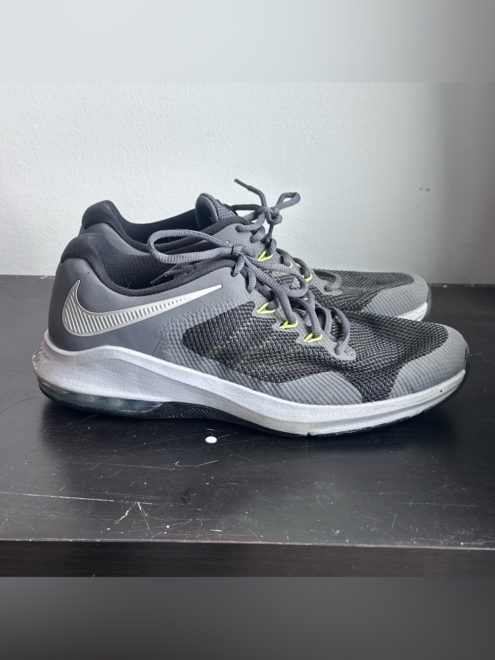 Nike Air Max Training Shoes Mens 10 Gray Black Volt Athletic Sneakers AA7060-006